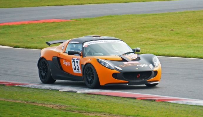 Sam Tomlinson in action in the Lotus Exige Trophy at Snetterton.